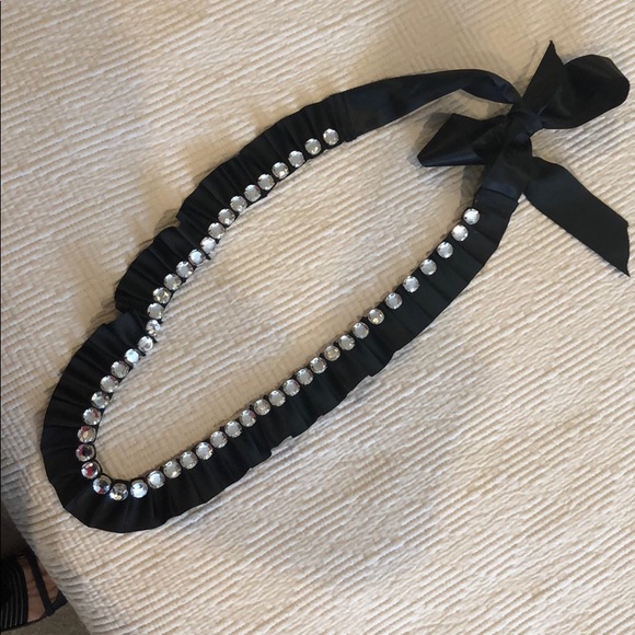 Rhinestone and pleated ribbon statement necklace. - Picture 2 of 2